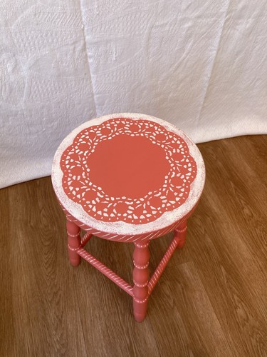 Wooden Milking Stool Plant Stand Side Table Coral with White Stencil Cottagecore - Picture 4 of 14