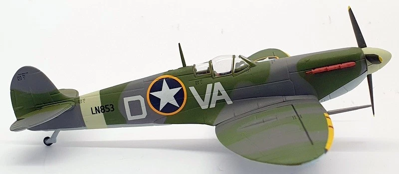 Armour Collection Avión Escala 1/48 98161 - Spitfire RAF Reino Unido Mk V 335 FS 4FG Foto 3 de 4