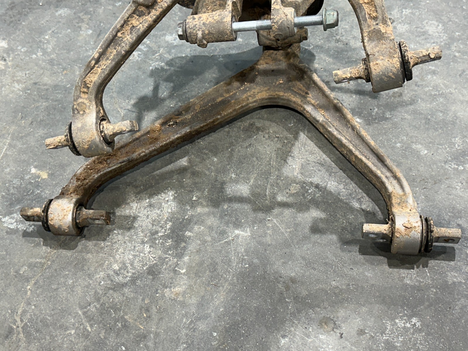2017 AUDI R8 REAR LEFT SUSPENSION CORNER ASSEMBLY OEM