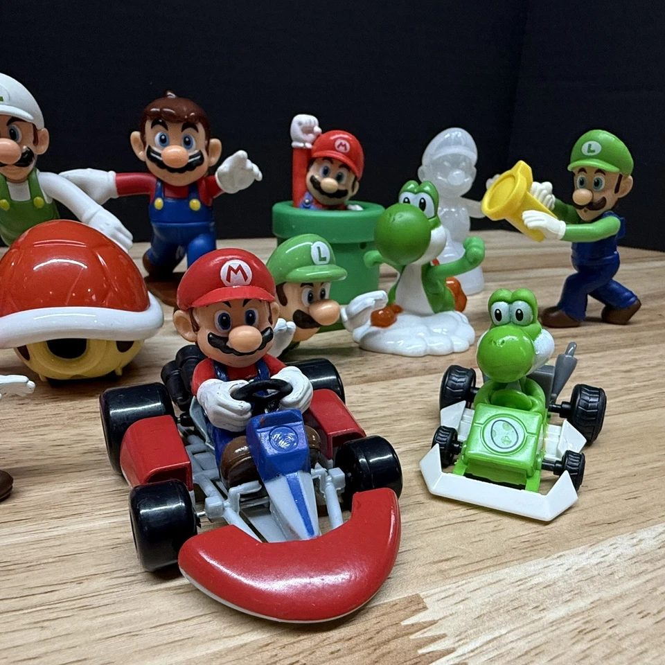 Lote de juguetes mundiales de Super Mario Brothers carros coches figuras de Yoshi Mario Luigi Foto 4 de 4