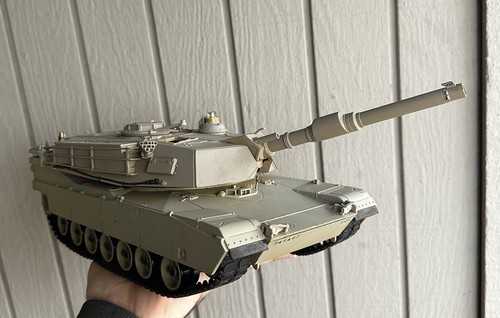 RC Tank M1A2 Abrams Battle Tank 1/24 Scale Real Action Semi functional FOR PARTS - Picture 6 of 22