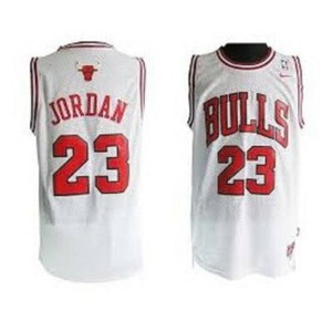 camiseta jordan bulls blanca