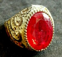 BEAUTIFUL POST MEDIEVAL VINTAGE SEAL RING WITH STONE INSERT