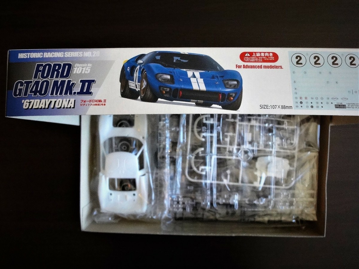 Fujimi 1/24 FORD GT40 Mk.II 