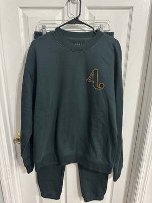 Weekends With Adele Holiday Green Sweatshirt & Pant Set Size L Monogram A NEW