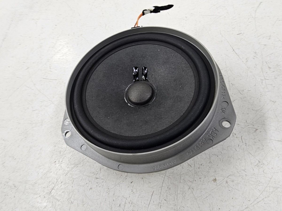 50564039 Alfa Romeo Stelvio Rear Door Speaker OEM 2018 2019 2020