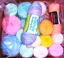 18 Balls Multiple Colors 4-Ply Worsted Weight Yarn