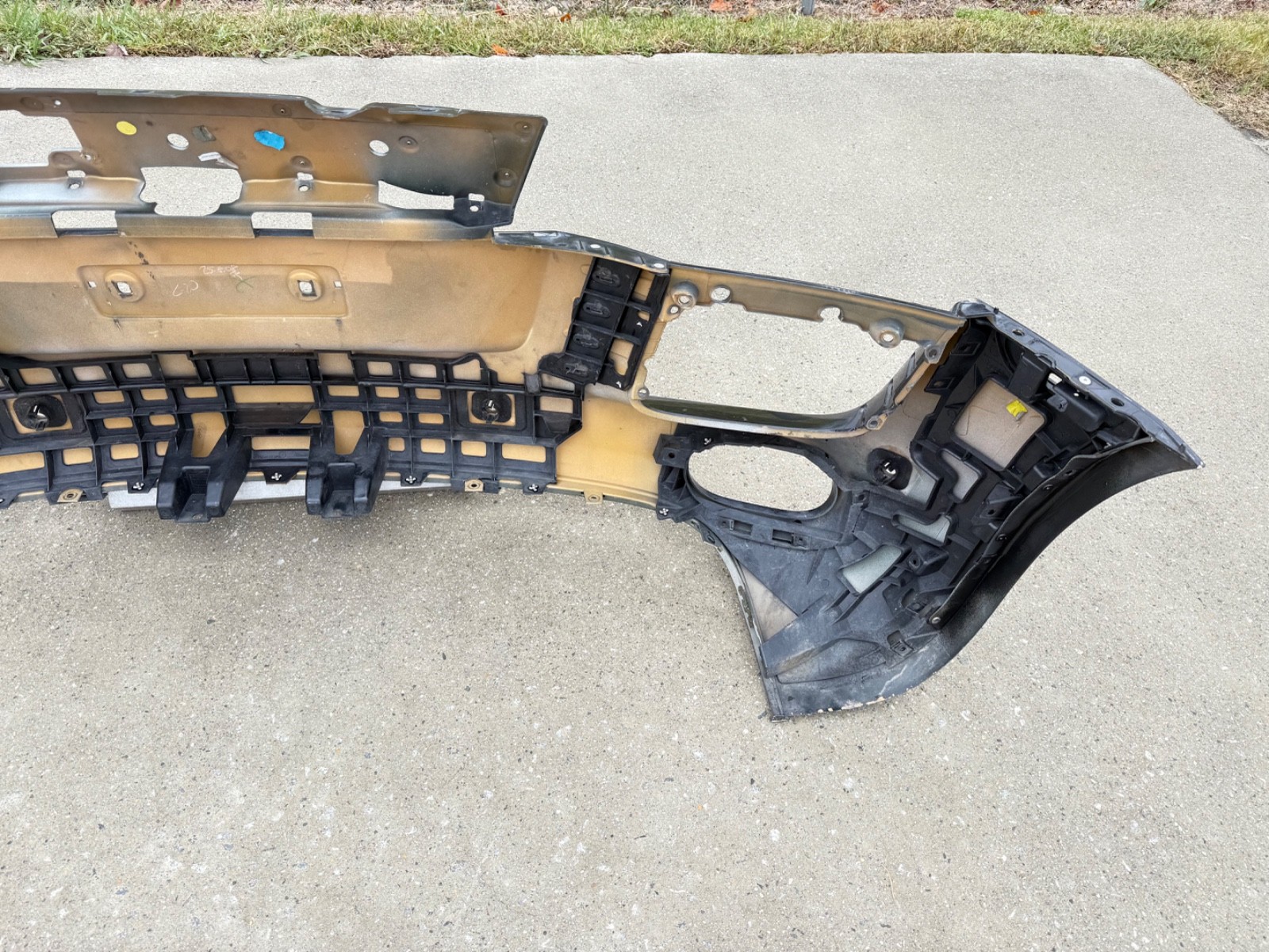 2008 - 2012 Audi R8 Rear Bumper OEM “NO SHIPPING “ 420807511