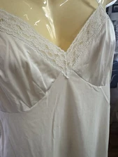 VINTAGE Full Dress Slips Lingerie Silky Nylon White Ivory VANITY FAIR Sz 36 L