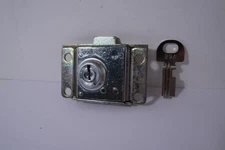 One Original Western Electric 29A #71 Single Slot Payphone Lock & w/ 1 KEY BLANK
