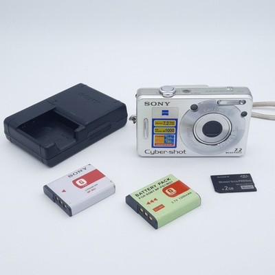Sony Cyber-shot DSC-W70 7.2MP Digital Camera - 2x Batt. Charger & Memory Stick