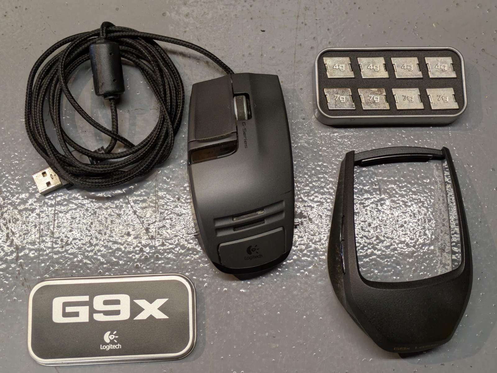 Logitech G9x Gaming Mouse - No Scroll
