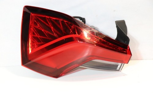 SKODA KAMIQ REAR LEFT PASSENGER OUTER TAIL LIGHT LAMP 658945207 B - Picture 2 of 11