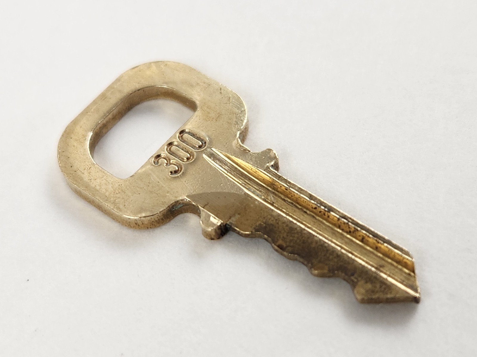 Authentic Louis Vuitton PadLock Solid Lock Key Br… - image 20