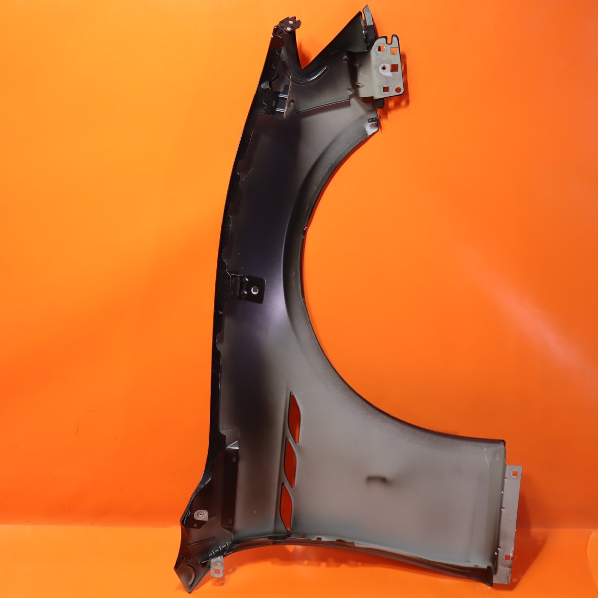 MASERATI GHIBLI FENDER LEFT 2014-2016 2017 2018 2019 2021 2022 2023 673002041
