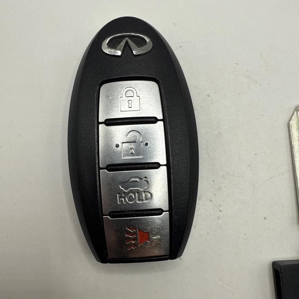 Llave de proximidad para INFINITI M35 / M37 / M56 / Q70 2011-2019 FCCID:CWTWB1U787 Foto 2 de 4