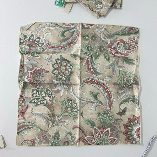 Paisley Fabric Napkins Dinner Vintage 90s 17x17 NEW Deadstock Set 4 Floral Boho - Picture 4 of 5