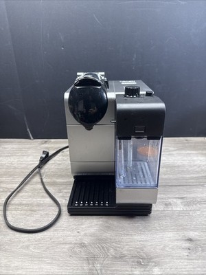 Delonghi Nespresso Lattissima EN520.S Capsules Coffee Machine With Milk Frother