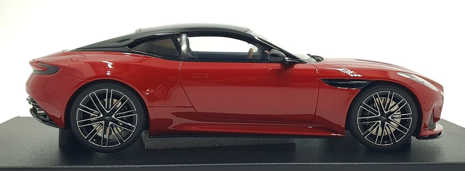 GT Spirit 1/18 Scale Resin GT936 - Aston Martin DB12 - Red - Image 3 of 4