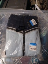 Kids Size Medium Nike Sweatsuit Numeric Fit 5/6