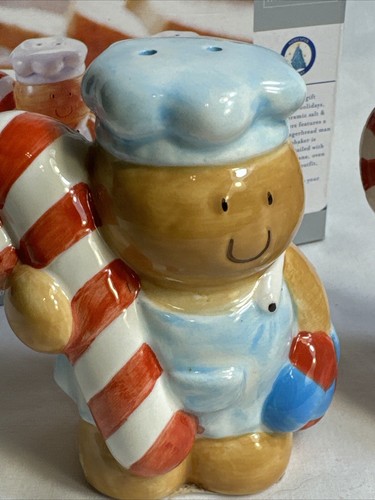 Baker Gingerbread Men with Candy Cane Set Salt N Pepper Shakers China NOS - Picture 2 of 7