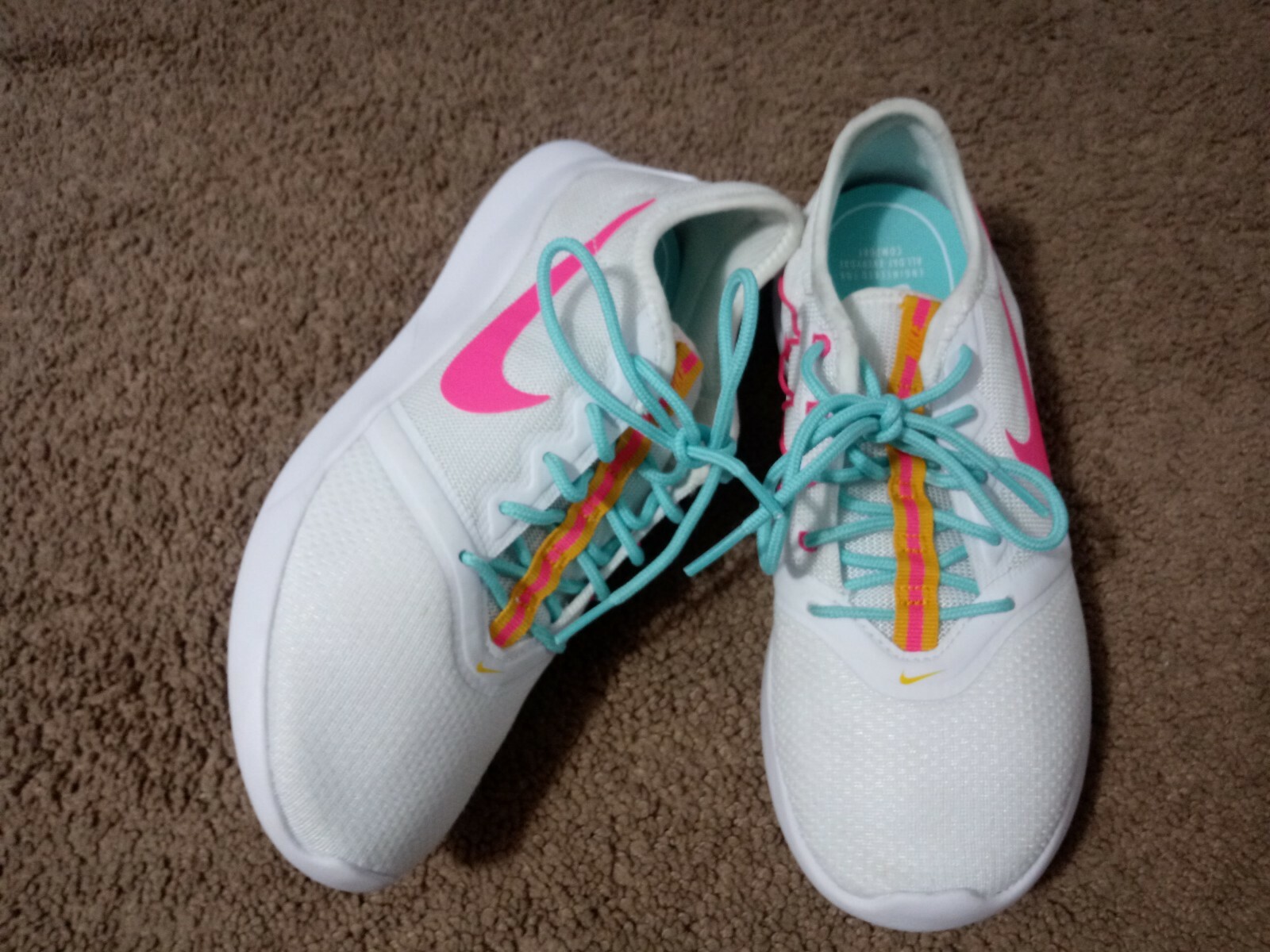 Nike Women shoes Engineered for All day 