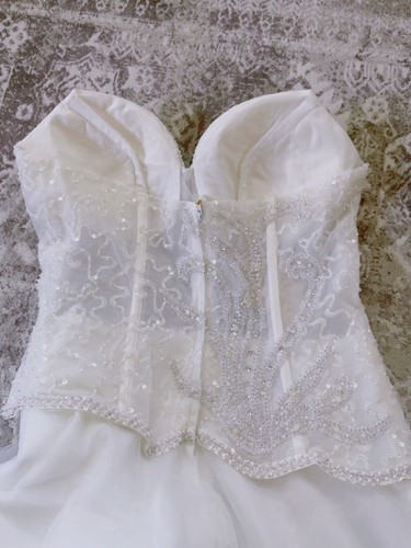 Size 8-Brand new wedding dress-Floor Length 16 - Picture 4 of 5
