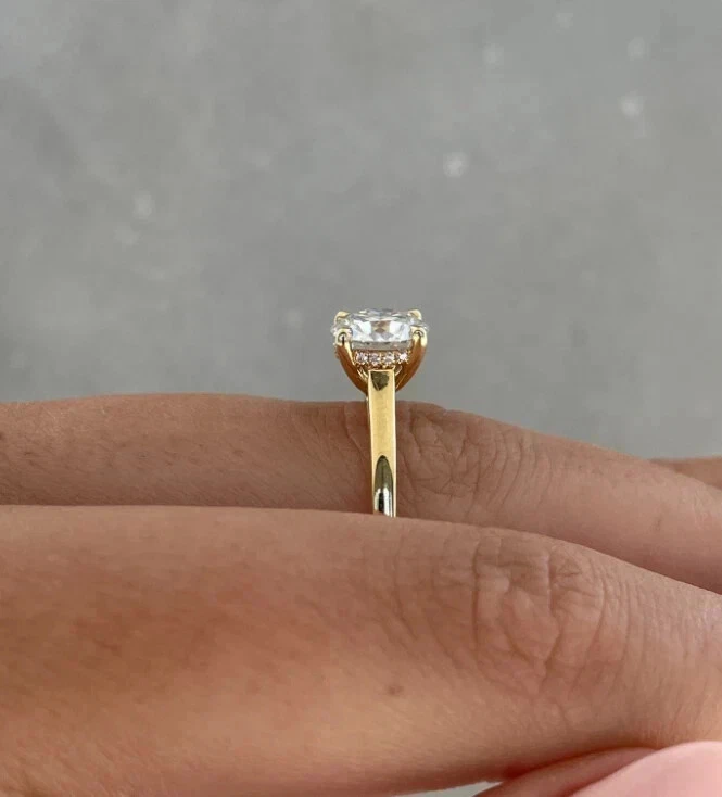 1Ct Round Cut White Moissanite Women's Wedding Ring 14K Yellow Gold Plated - Image 4 of 4