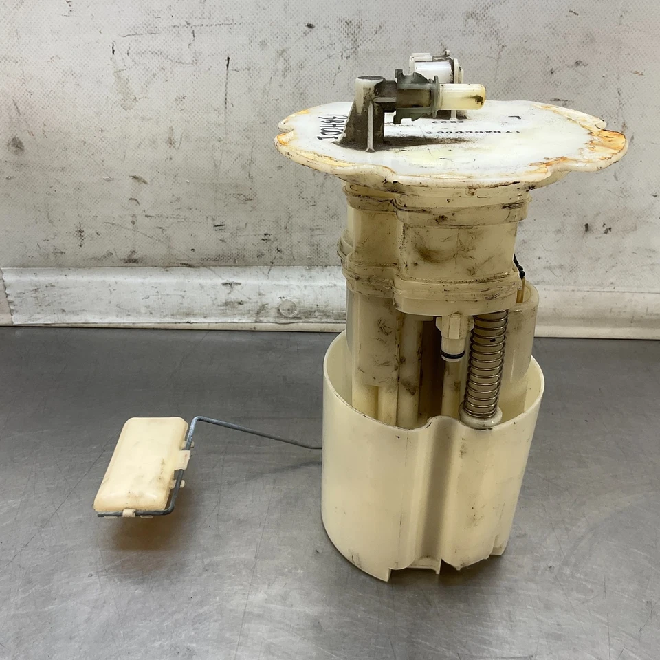 03-05 Nissan 350Z VQ35DE 3.5L V6 Fuel Pump Assembly 17040CD000 OEM 13BHDDI - Image 4 of 4
