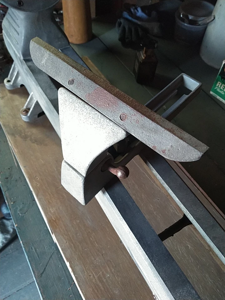 Antiguo torno de madera Delta Milwaukee vintage y 10 cinceles de herramientas de torno Foto 3 de 4