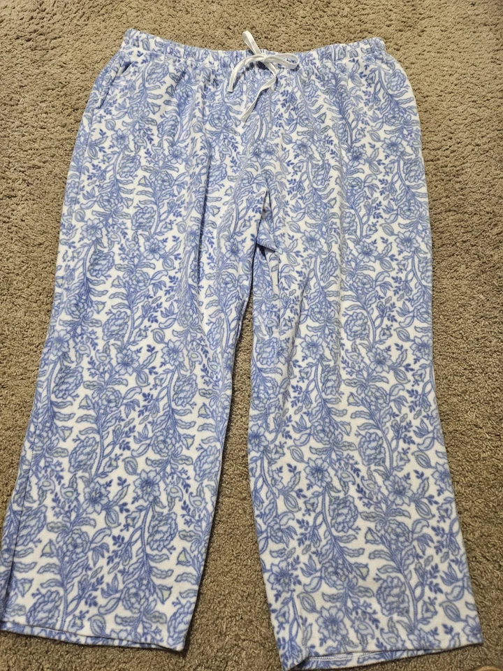 CROFT & BARROW, CONJUNTO DE PIJAMA FLORAL MUJER NUEVO AZUL/BLANCO POLI BL 2 PIEZAS, TALLA 3X Foto 2 de 4