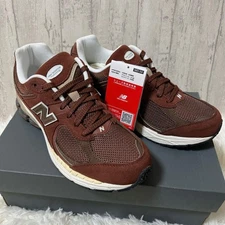 Men 8.5US New Balance Balanc Sneakers 2002Rff Brown