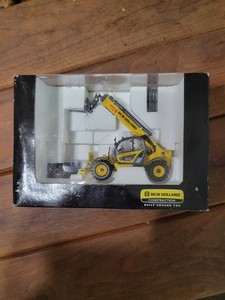 New Holland LM1445 Telehandler 1:50 Diecast Model 2008 ROS00192.3 Unopened