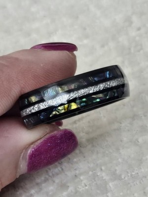 Titan Hypoallergen Unisex Farbspritzring. Größe Z. Nagelneu. UK Verkäufer