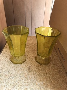 2-Yellow-Vintage-Vaseline-Glass