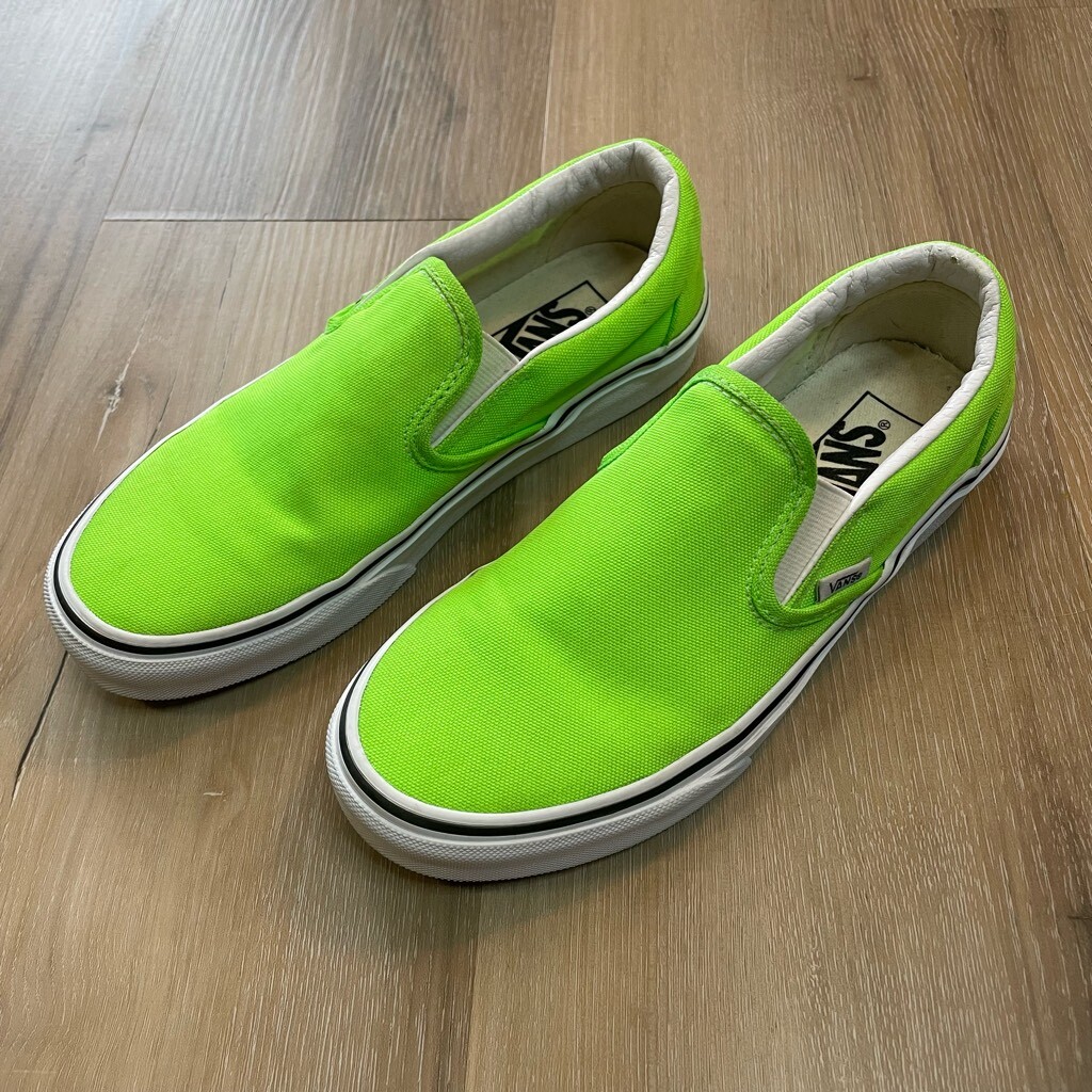 Vans Classic Slip On Canvas Shoes Neon Green Gecko Unisex Women's - Main Image