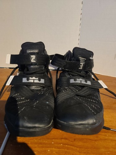 Nike LeBron James Zoom Soldier IX TB 