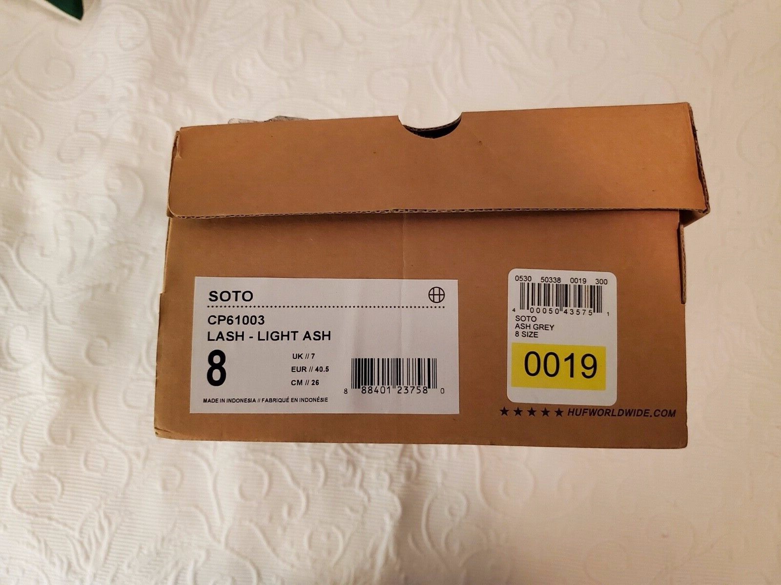 HUF skateboarding shoes, men's size 8, new in box