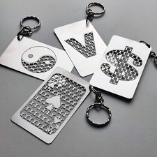 Metal Pocket-Sized Keychain Grinder Card – On-the-Go Grinding Made Easy