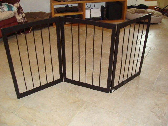 Animal Planet Wooden Pet Gate 3 Folding Panels 63 X 30 Easy Animal Planet Wooden Pet Gate 3 Folding Panels 63 X 30 Easy Storage