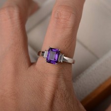 Amethyst Gemstone 925 Sterling Silver Three Stone Women Modern Ring Duty Free