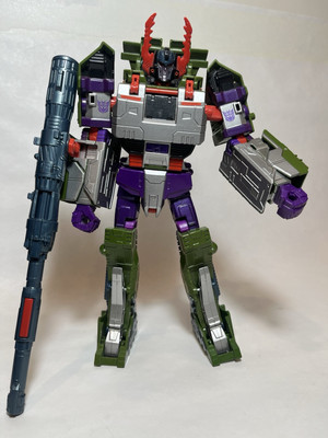 2015 Hasbro Transformers Generations Combiner Wars  Armada Megatron