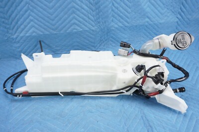 Lexus LX570 Windshield & Headlamp Washers Tank w/ Pumps & Level