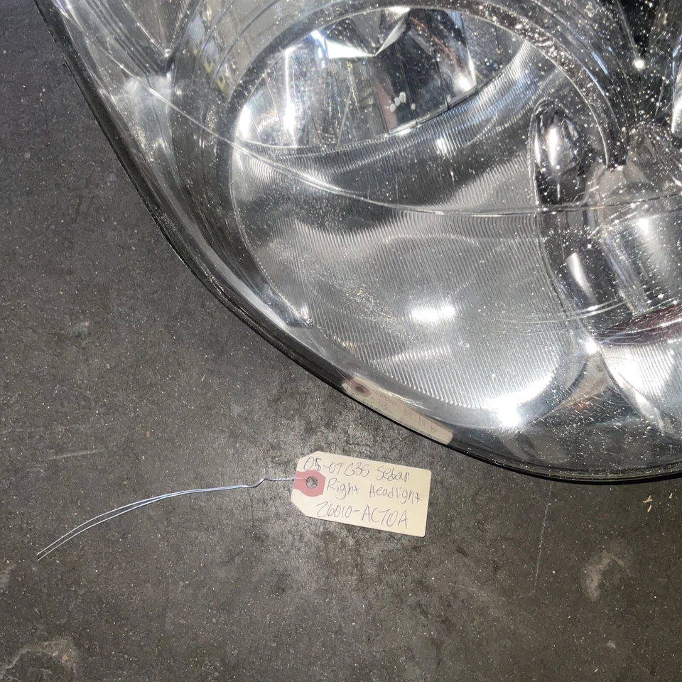 05-07 英菲尼迪 G35 轿车右前灯总成 26010-AC70A — 第 2/4 张图片