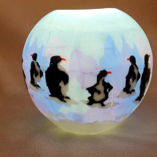 Vintage Penguin Candle from The Glowing Candle Factory San Diego Ca. Never Used - 第 1/11 張圖片