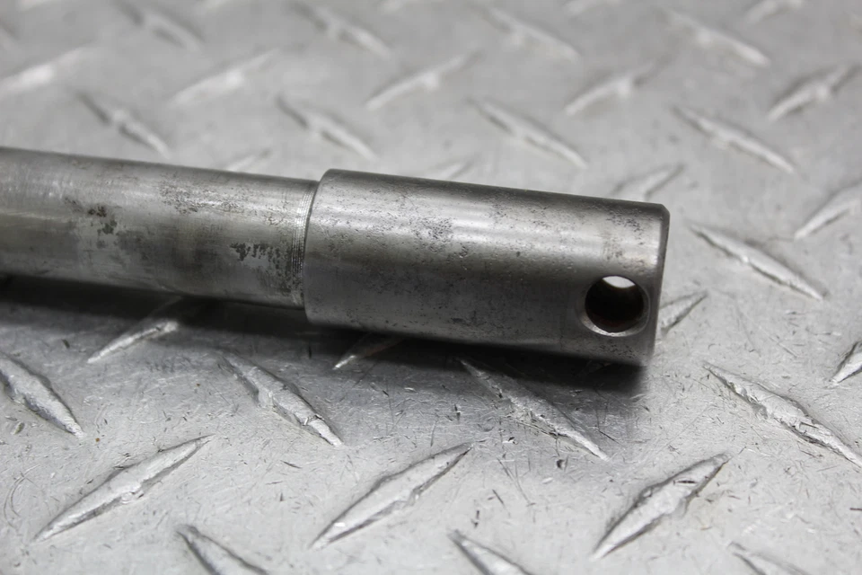 Kawasaki Vulcan 1500 1999 VN1500J Drifter eje de llanta delantero 41068-0058 Foto 4 de 4