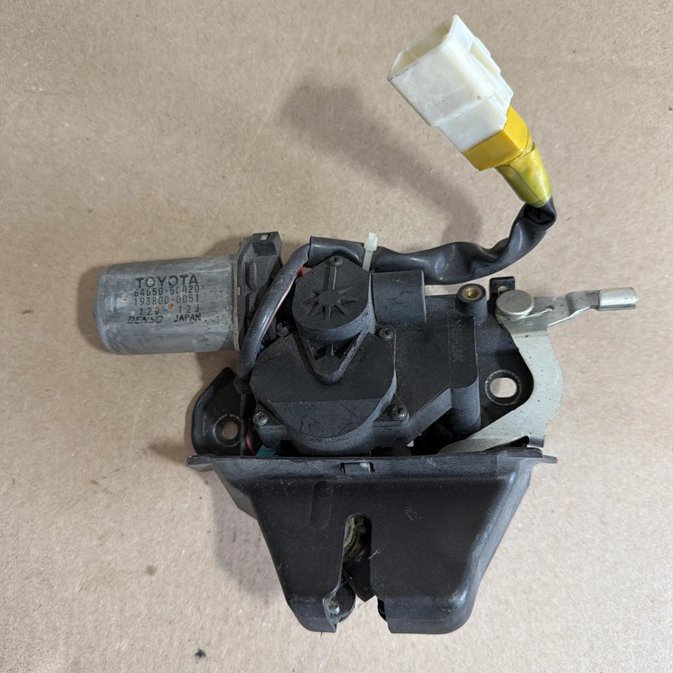 2006-2011 雷克萨斯 GS350 后后后备箱锁执行器闩锁原始设备制造商 JDM 64650-50020 — 第 2/4 张图片