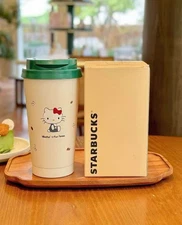 Starbucks 2025  Hello Kitty water Cup 16oz Christmas Gift New