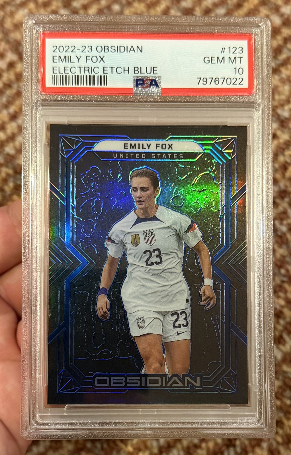 2022-23 PANINI OBSIDIAN #123 EMILY FOX 16/20 ELECTRIC ETCH BLUE SP PSA 10 GEM 