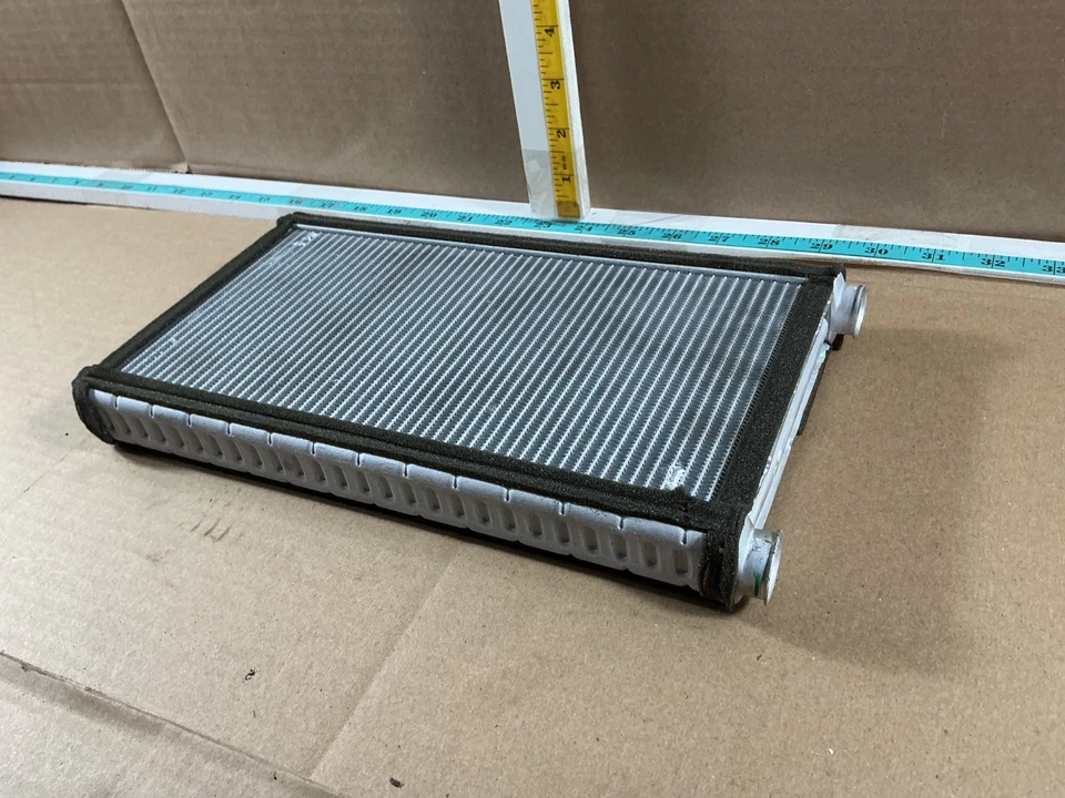 2012-2018 Audi A7 Quattro HVAC Heater Core Radiator OEM - Image 3 of 4